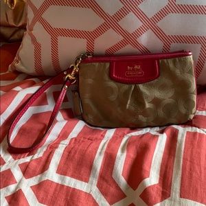 Colorblock COACH wristlet